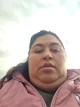 Snapshot of curvy_diva_ chatting on 19, 11, 2025 curvy diva online show from 19, 11, 2025