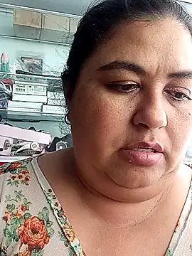 Snapshot of curvy_diva_ chatting on 30, 11, 2025 curvy diva online show from 30, 11, 2025