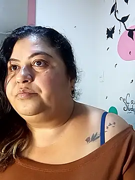 Snapshot of curvy_diva_ chatting on 8, 1, 2026 curvy diva online show from 8, 1, 2026