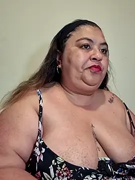 Snapshot of curvy_diva_ chatting on 15, 2, 2026 curvy diva online show from 15, 2, 2026