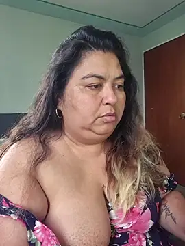 Snapshot of curvy_diva_ chatting on 22, 2, 2026 curvy diva online show from 22, 2, 2026