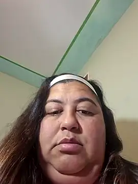 Snapshot of curvy_diva_ chatting on 31, 3, 2026 curvy diva online show from 31, 3, 2026
