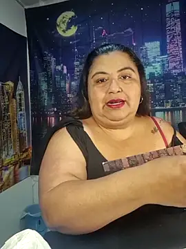Snapshot of curvy_diva_ chatting on 5, 4, 2026 curvy diva online show from 5, 4, 2026