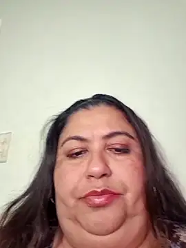 Snapshot of curvy_diva_ chatting on 10, 4, 2026 curvy diva online show from 10, 4, 2026