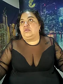 Snapshot of curvy_diva_ chatting on 24, 4, 2026 curvy diva online show from 24, 4, 2026
