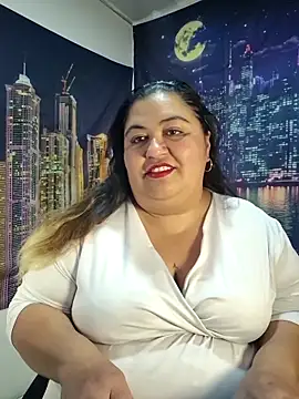 Snapshot of curvy_diva_ chatting on 25, 4, 2026 curvy diva online show from 25, 4, 2026
