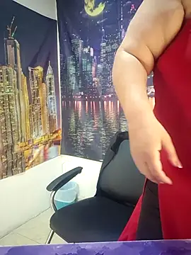 Snapshot of curvy_diva_ chatting on 26, 4, 2026 curvy diva online show from 26, 4, 2026