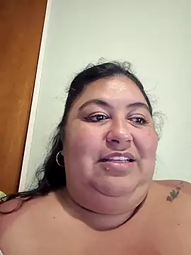 Snapshot of curvy_diva_ chatting on 4, 5, 2026 curvy diva online show from 4, 5, 2026