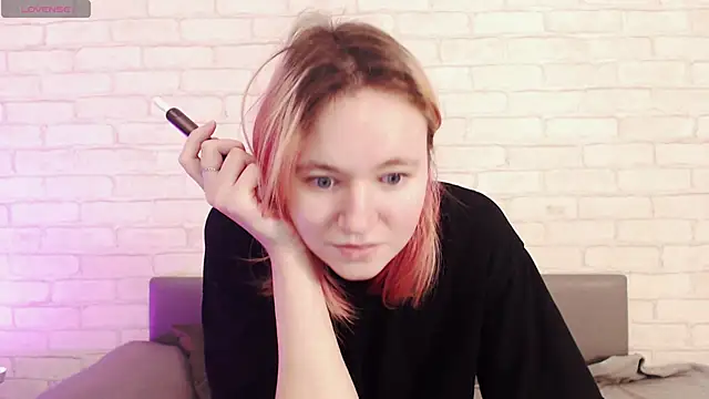 Ericha Stone online show from 2, 2, 2026