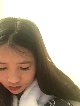 Snapshot of LiLy-0477 chatting on 28, 9, 2025 LiLy-0477 online show from 28, 9, 2025