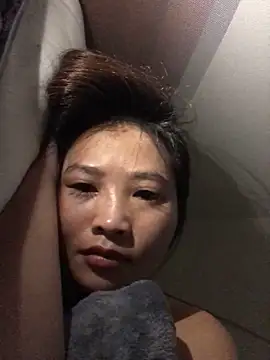 Snapshot of LiLy-0477 chatting on 2, 10, 2025 LiLy-0477 online show from 2, 10, 2025