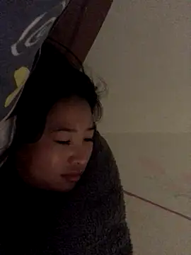 Snapshot of LiLy-0477 chatting on 24, 10, 2025 LiLy-0477 online show from 24, 10, 2025