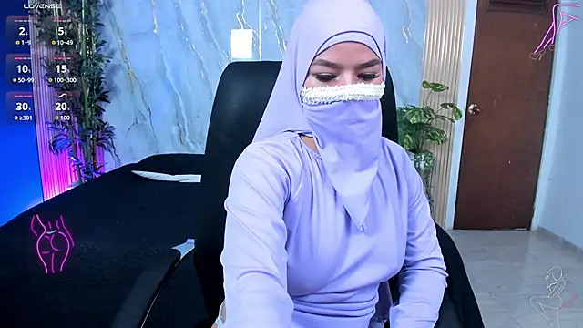 Snapshot of Amal_Bakir chatting on 16, 10, 2025 Amal Bakir online show from 16, 10, 2025