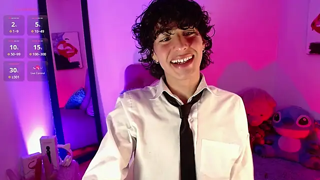 Snapshot of saanti_foxs chatting on 18, 9, 2025 saanti foxs online show from 18, 9, 2025