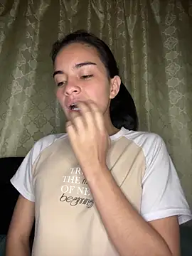 Snapshot of blinkiii_ chatting on 27, 9, 2025 blinkiii  online show from 27, 9, 2025