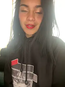 Snapshot of blinkiii_ chatting on 28, 9, 2025 blinkiii  online show from 28, 9, 2025