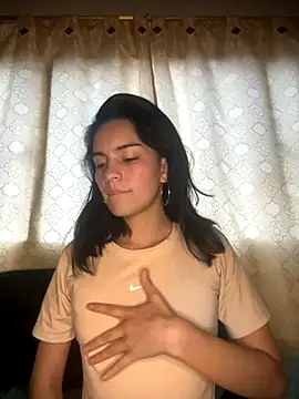 Snapshot of blinkiii_ chatting on 1, 10, 2025 blinkiii  online show from 1, 10, 2025