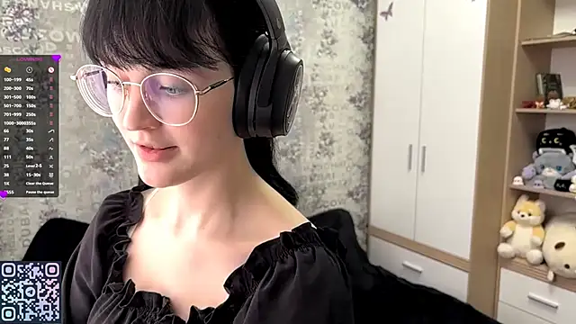 FakeLamb online show from 25, 9, 2025