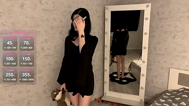 FakeLamb online show from 2, 2, 2026