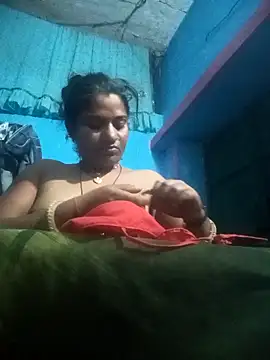 Snapshot of Hansini_Gowda chatting on 23, 10, 2025 Hansini Gowda online show from 23, 10, 2025