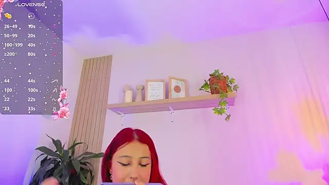 Cristalfoxy  online show from 3, 12, 2025