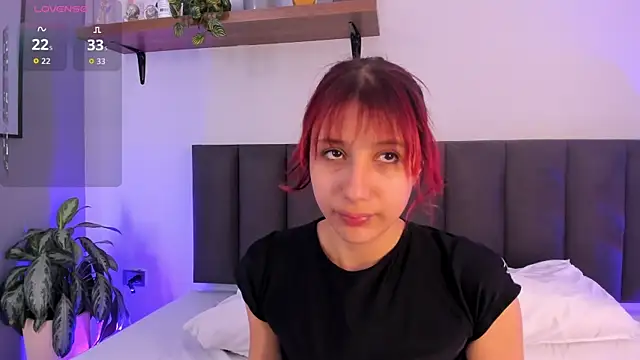 Cristalfoxy  online show from 1, 7, 2026