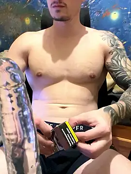 Snapshot of fronkie9384 chatting on 13, 1, 2026 fronkie9384 online show from 13, 1, 2026