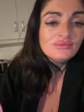 IrishmilfAnna online show from 29, 4, 2026