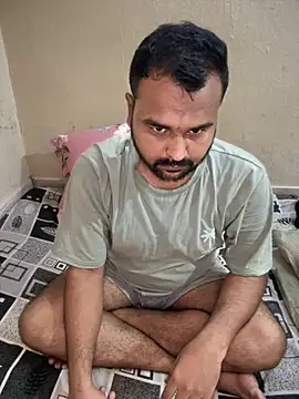 Snapshot of hahaha1319 chatting on 1, 10, 2025 hahaha1319 online show from 1, 10, 2025