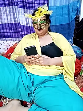 Tanisha-Chy online show from 4, 2, 2026