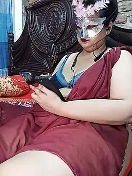 Tanisha-Chy online show from 29, 6, 2026