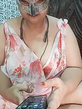 Tanisha-Chy online show from 25, 7, 2026