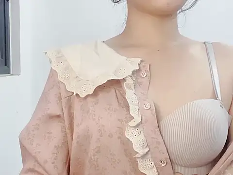 Miumiu028 online show from 1, 5, 2026