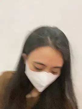 Mochi21 online show from 3, 10, 2025