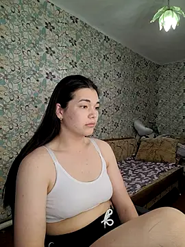 Snapshot of Albi_Glow chatting on 28, 9, 2025 Albi Glow online show from 28, 9, 2025