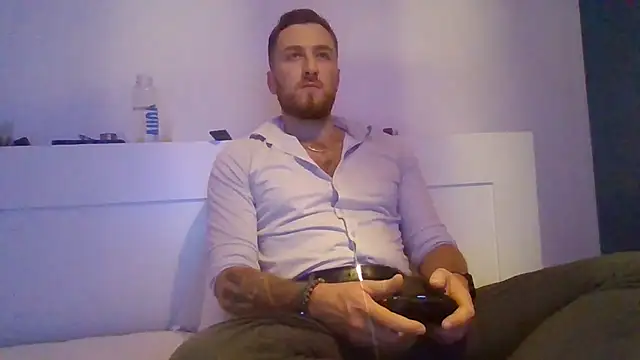 Snapshot of Keviios chatting on 14, 9, 2025 Keviios online show from 14, 9, 2025