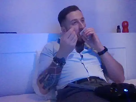 Snapshot of Keviios chatting on 15, 9, 2025 Keviios online show from 15, 9, 2025