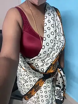 Snapshot of monal_95 chatting on 7, 2, 2026 monal 95 online show from 7, 2, 2026