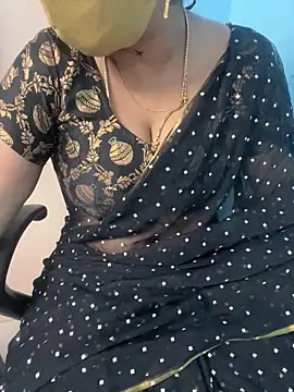 Snapshot of monal_95 chatting on 3, 3, 2026 monal 95 online show from 3, 3, 2026