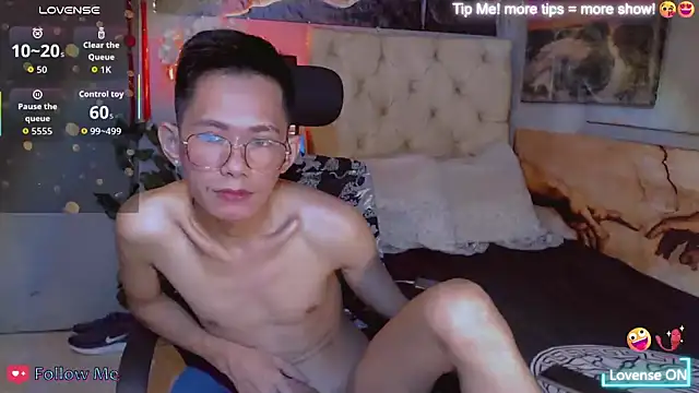 Snapshot of Skinny_CumLoader69 chatting on 20, 10, 2025 Skinny CumLoader69 online show from 20, 10, 2025