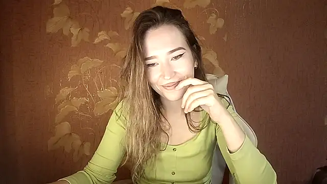 Snapshot of Awora_Wolf chatting on 11, 10, 2025 Awora Wolf online show from 11, 10, 2025