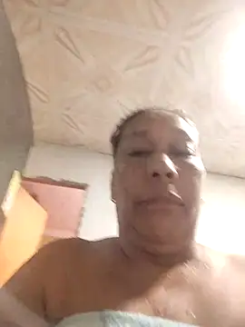 Naomi-Mature online show from 25, 10, 2025