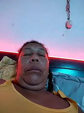 Naomi-Mature online show from 14, 3, 2026