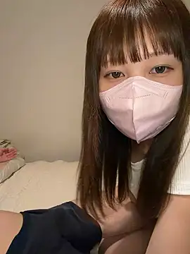 Snapshot of erokami36 chatting on 22, 5, 2026 erokami36 online show from 22, 5, 2026