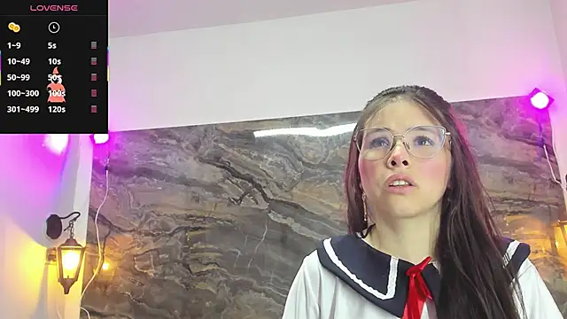 Sweetniitee online show from 7, 10, 2025