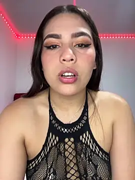 Snapshot of Allison_Bailey chatting on 5, 10, 2025 Allison Bailey online show from 5, 10, 2025