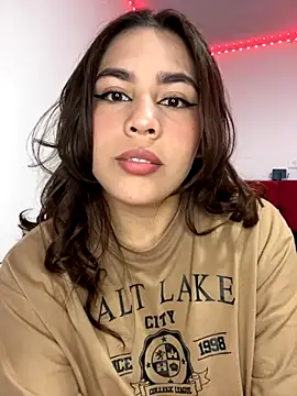 Snapshot of Allison_Bailey chatting on 18, 10, 2025 Allison Bailey online show from 18, 10, 2025
