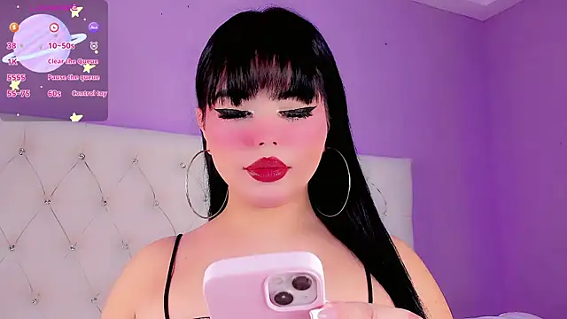 DaniielaV online show from 5, 2, 2026