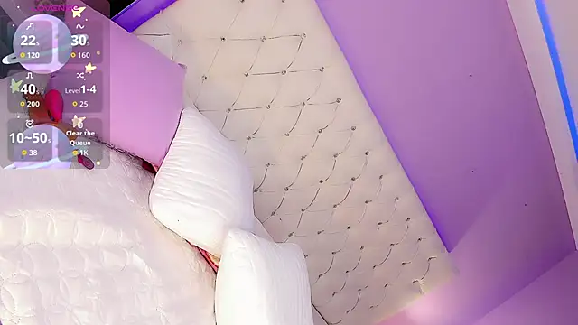 DaniielaV online show from 6, 3, 2026