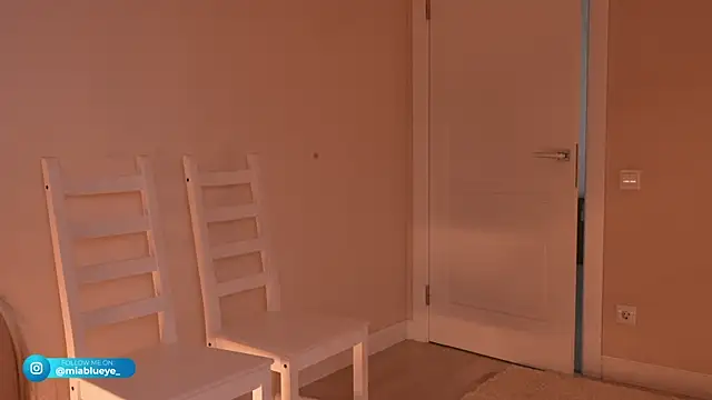 Miablueye online show from 20, 5, 2026